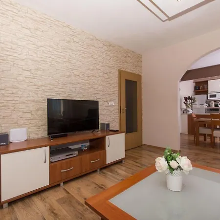 Apartman Marijan *